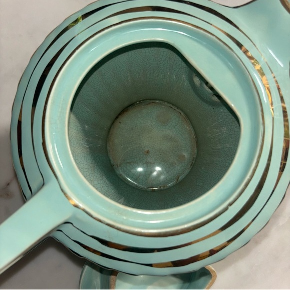 Vintage Sadler, England Art Deco ceramic teapot in mint green with gold accents - Picture 5 of 16